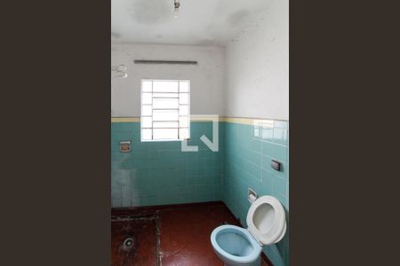 Casa 1 - Banheiro de casa à venda com 4 quartos, 800m² em Vila Constança, São Paulo