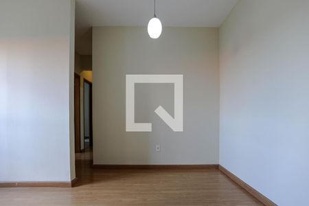 Sala de apartamento para alugar com 3 quartos, 71m² em Jardim Marica, Mogi das Cruzes