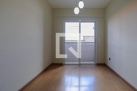 Sala de apartamento para alugar com 3 quartos, 71m² em Jardim Marica, Mogi das Cruzes