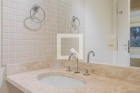 Banheiro da Suíte 1 de apartamento para alugar com 2 quartos, 80m² em Jardim Paulista, São Paulo