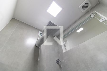 Banheiro de apartamento para alugar com 1 quarto, 20m² em Aclimação, São Paulo