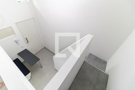 Escada de apartamento para alugar com 1 quarto, 20m² em Aclimação, São Paulo