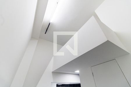 Mezanino de kitnet/studio para alugar com 1 quarto, 20m² em Aclimação, São Paulo