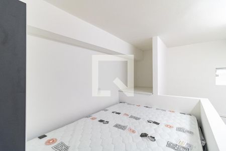 Mezanino/Quarto de kitnet/studio para alugar com 1 quarto, 20m² em Aclimação, São Paulo