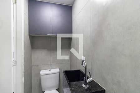 Banheiro de kitnet/studio para alugar com 1 quarto, 20m² em Aclimação, São Paulo