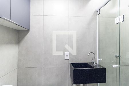 Banheiro de apartamento para alugar com 1 quarto, 20m² em Aclimação, São Paulo