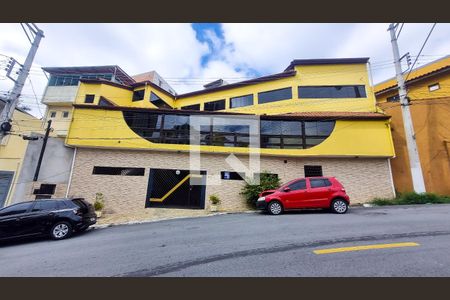 Fachada e placa de casa à venda com 3 quartos, 125m² em Jardim Maria Rosa, Taboão da Serra