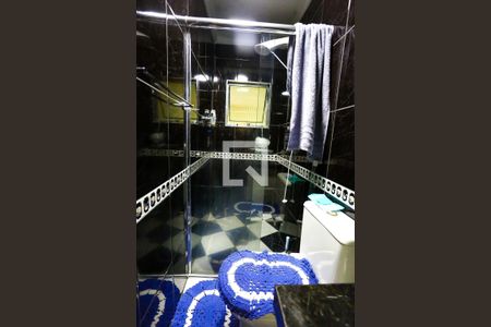 Banheiro de casa à venda com 3 quartos, 125m² em Jardim Maria Rosa, Taboão da Serra