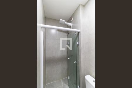 Banheiro de apartamento para alugar com 1 quarto, 20m² em Aclimação, São Paulo