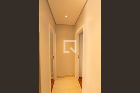 Corredor de apartamento para alugar com 2 quartos, 82m² em Alphaville Empresarial, Barueri