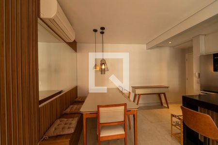 Sala de Jantar de apartamento para alugar com 2 quartos, 82m² em Alphaville Empresarial, Barueri