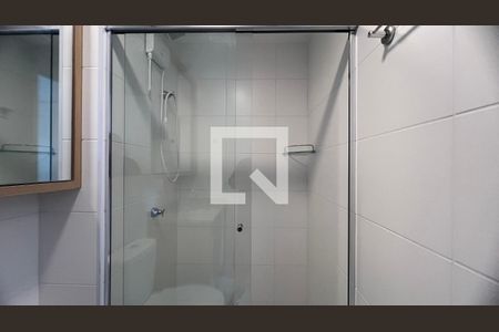 Banheiro da Suíte de kitnet/studio à venda com 1 quarto, 24m² em Pinheiros, São Paulo