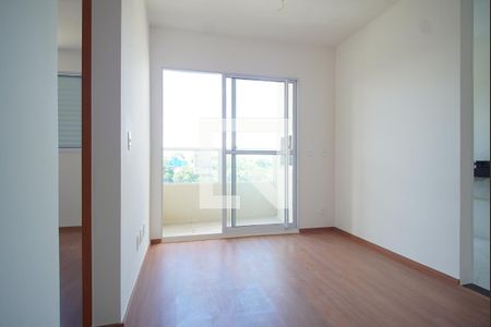Sala de apartamento à venda com 2 quartos, 44m² em Costa E Silva, Porto Alegre