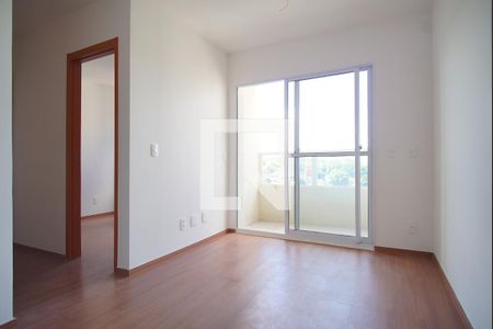 Sala de apartamento à venda com 2 quartos, 44m² em Costa E Silva, Porto Alegre