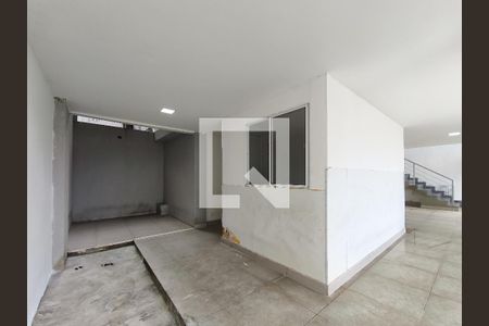 Quintal de casa à venda com 4 quartos, 330m² em Grajaú, Rio de Janeiro
