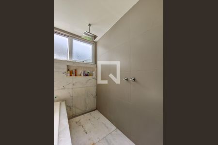 Banheiro da Suíte 1 de casa à venda com 4 quartos, 330m² em Grajaú, Rio de Janeiro