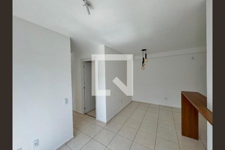 Sala de apartamento para alugar com 3 quartos, 60m² em Recreio dos Bandeirantes, Rio de Janeiro