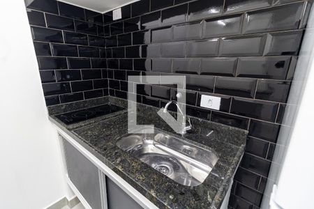 Cozinha de kitnet/studio para alugar com 1 quarto, 20m² em Aclimação, São Paulo