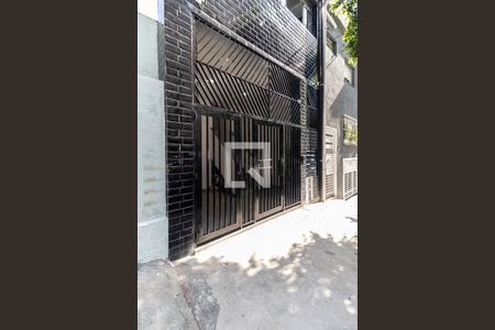 Fachada de kitnet/studio para alugar com 1 quarto, 20m² em Aclimação, São Paulo