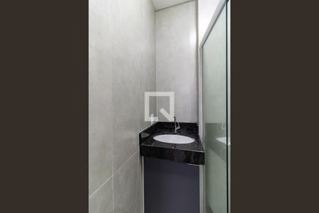 Banheiro de kitnet/studio para alugar com 1 quarto, 20m² em Aclimação, São Paulo