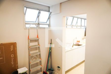 Quarto de Serviço de apartamento para alugar com 2 quartos, 130m² em Jardim Paulista, São Paulo