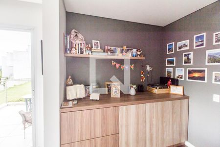 Sala de casa de condomínio à venda com 3 quartos, 280m² em Parque Sinai, Santana de Parnaíba