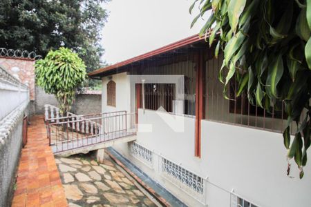 Outros de casa à venda com 3 quartos, 500m² em Nova Cachoeirinha, Belo Horizonte