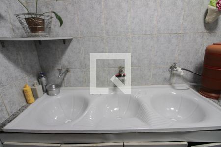 Área de Serviço de casa à venda com 3 quartos, 500m² em Nova Cachoeirinha, Belo Horizonte