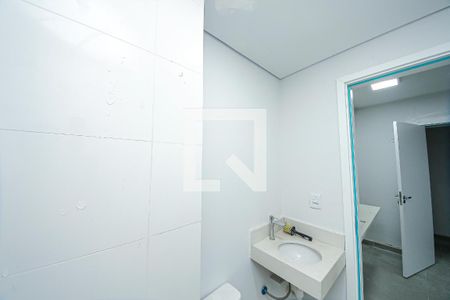 Banheiro de apartamento para alugar com 1 quarto, 28m² em Vila Formosa, São Paulo