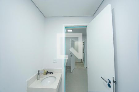 Banheiro de apartamento para alugar com 1 quarto, 28m² em Vila Formosa, São Paulo