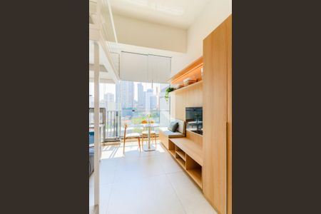 Sala/Quarto de kitnet/studio para alugar com 1 quarto, 29m² em Jardim das Acacias, São Paulo