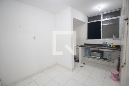 Cozinha e Área de Serviço de apartamento para alugar com 2 quartos, 70m² em Porto Novo, São Gonçalo