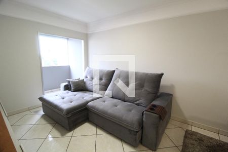 Sala de apartamento para alugar com 3 quartos, 98m² em Santa Mônica, Uberlândia