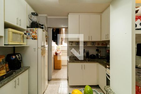 Cozinha de apartamento à venda com 2 quartos, 73m² em Vila Mazzei, São Paulo