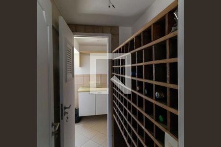 Apartamento à venda com 2 quartos, 200m² em Pinheiros, São Paulo