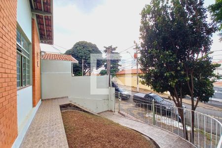 Frente da Casa de casa à venda com 3 quartos, 140m² em Vila Santana, Campinas