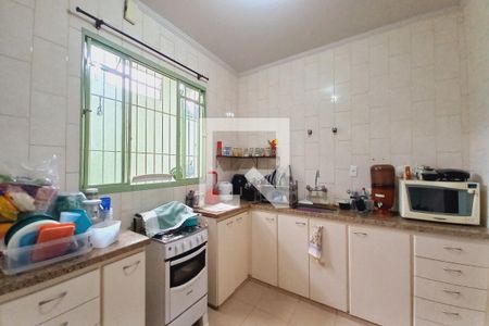 Cozinha de casa à venda com 3 quartos, 140m² em Vila Santana, Campinas