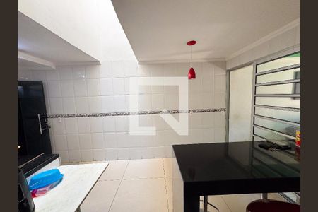 Cozinha de casa de condomínio à venda com 3 quartos, 160m² em Inconfidentes, Contagem