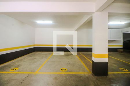 Garagem de kitnet/studio à venda com 1 quarto, 61m² em Petrópolis, Porto Alegre
