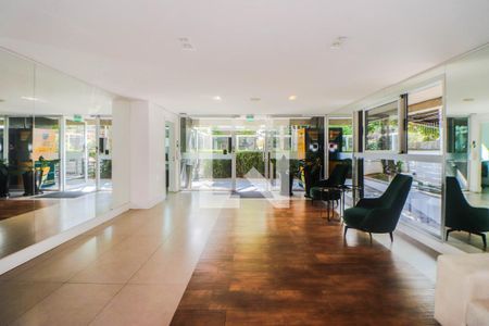 Hall de entrada de kitnet/studio à venda com 1 quarto, 61m² em Petrópolis, Porto Alegre