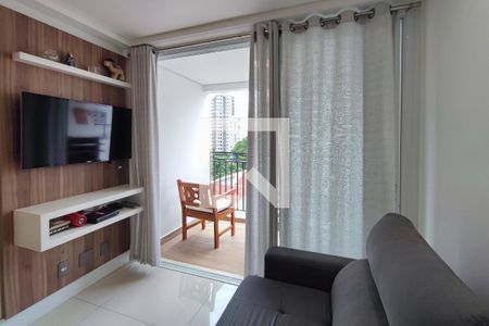 Sala de apartamento à venda com 2 quartos, 62m² em Cambuí, Campinas