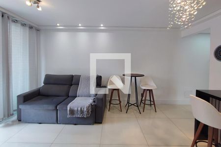 Sala de apartamento à venda com 2 quartos, 62m² em Cambuí, Campinas