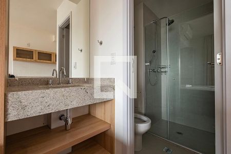 Banheiro de kitnet/studio para alugar com 1 quarto, 24m² em Paraíso, São Paulo