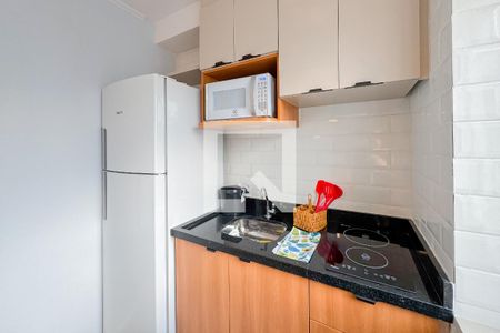 Cozinha de kitnet/studio à venda com 1 quarto, 24m² em Sé, São Paulo
