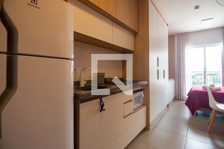 Cozinha de apartamento à venda com 1 quarto, 25m² em Campo Belo, São Paulo