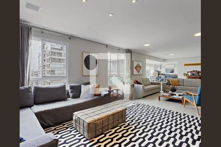 Apartamento à venda com 3 quartos, 210m² em Vila Olímpia, São Paulo