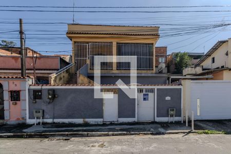 Fachada de casa para alugar com 3 quartos, 90m² em Campo Grande, Rio de Janeiro