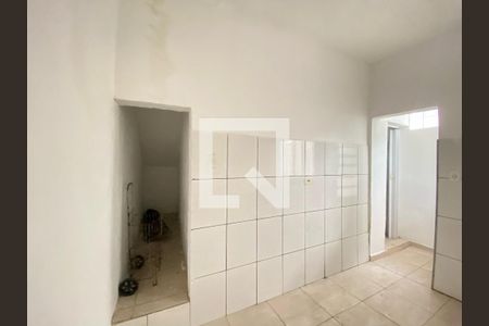 Sala/ cozinha de casa para alugar com 1 quarto, 40m² em Jardim Presidente Dutra, Guarulhos