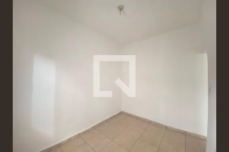Quarto de casa para alugar com 1 quarto, 40m² em Jardim Presidente Dutra, Guarulhos