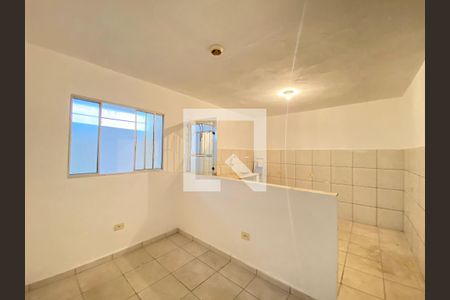 Casa para alugar com 1 quarto, 40m² em Jardim Presidente Dutra, Guarulhos